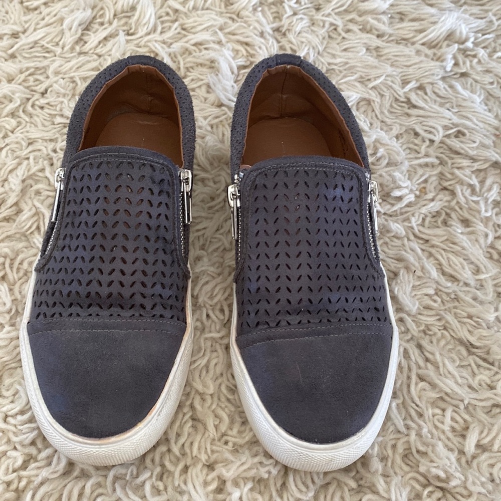 Cute grey slip on shoes!